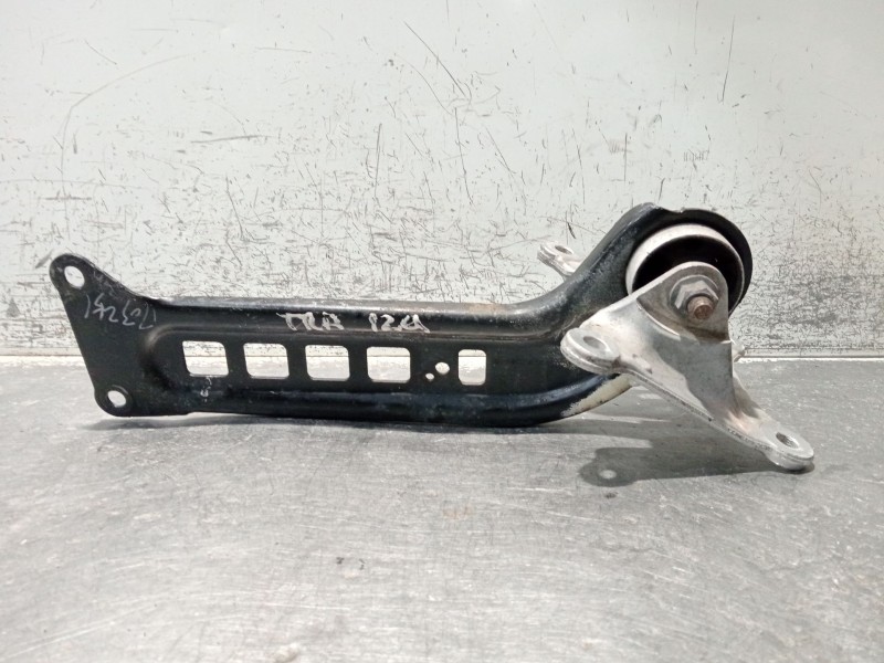 Recambio de brazo suspension superior trasero izquierdo para opel insignia b sports tourer (z18) 2.0 cdti (35) referencia OEM IA