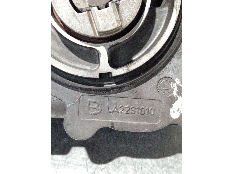 Recambio de depresor freno / bomba vacio para volkswagen touareg (7la) referencia OEM IAM LA2231010  