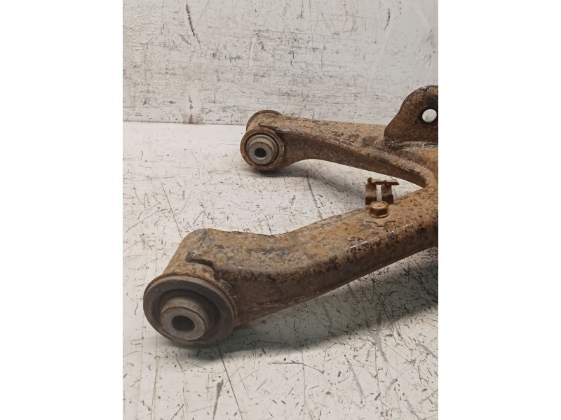 Recambio de brazo suspension inferior trasero derecho para mitsubishi montero iv (v8_w, v9_w) 3.2 di-d 4wd (v98w, v88w) referenc