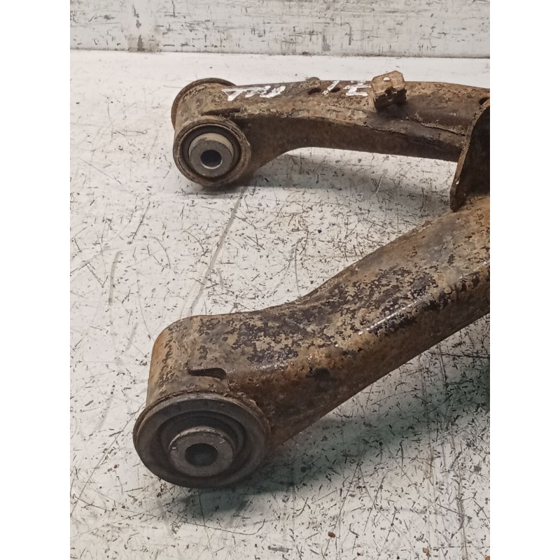 Recambio de brazo suspension inferior trasero izquierdo para mitsubishi montero iv (v8_w, v9_w) 3.2 di-d 4wd (v98w, v88w) refere