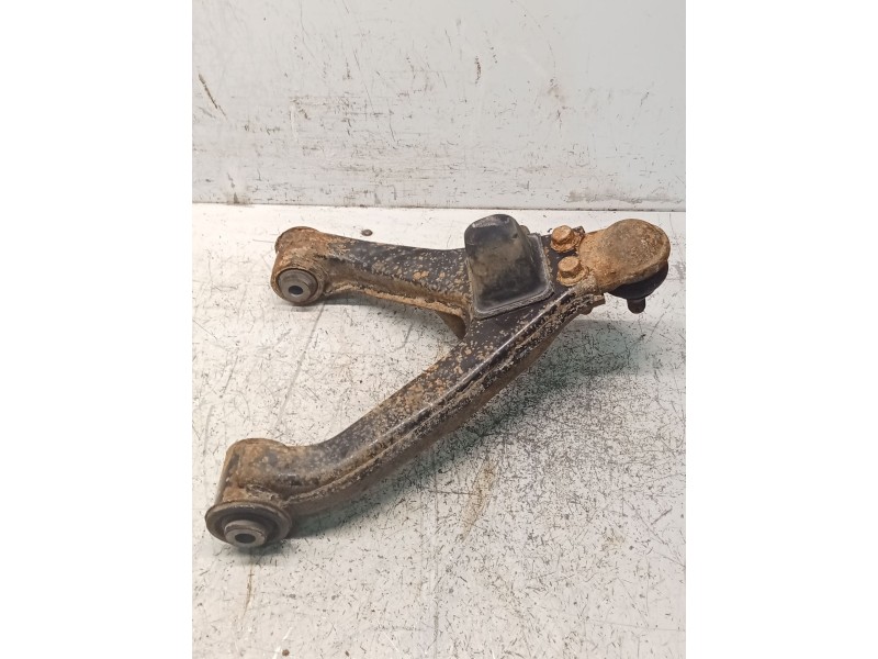 Recambio de brazo suspension inferior trasero izquierdo para mitsubishi montero iv (v8_w, v9_w) 3.2 di-d 4wd (v98w, v88w) refere