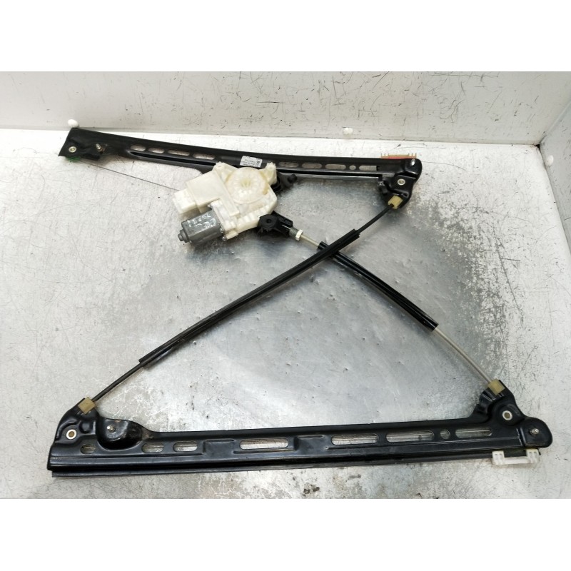 Recambio de elevalunas delantero derecho para citroën c4 spacetourer 1.2 referencia OEM IAM 9826076280 5P 