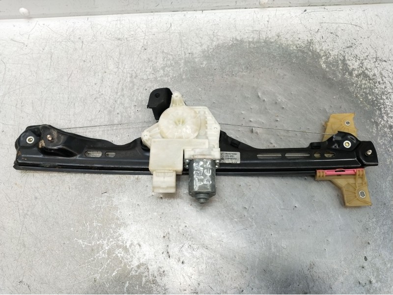 Recambio de elevalunas trasero derecho para citroën c4 spacetourer 1.2 referencia OEM IAM 9826076480 5P 