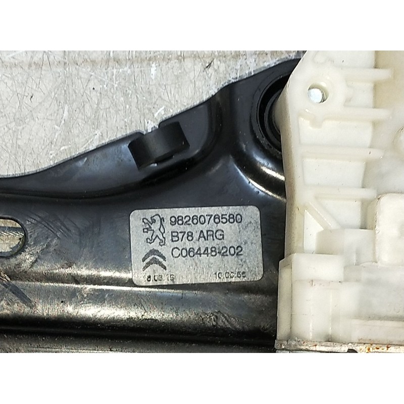 Recambio de elevalunas trasero izquierdo para citroën c4 spacetourer 1.2 referencia OEM IAM 9826076580 5P 
