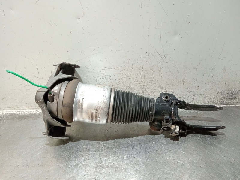 Recambio de amortiguador delantero derecho para volkswagen touareg (7la) referencia OEM IAM 7L6412022AG 15140003224 