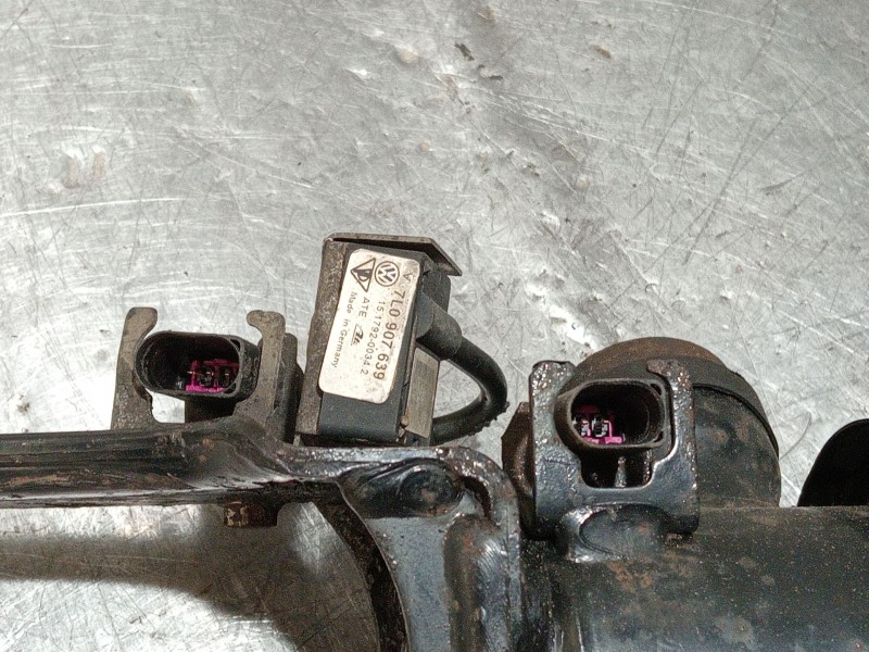 Recambio de amortiguador delantero derecho para volkswagen touareg (7la) referencia OEM IAM 7L6412022AG 15140003224 