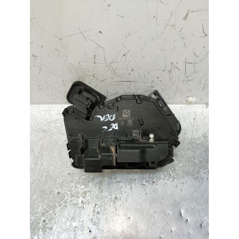 Recambio de motor cierre centralizado delantero derecho para seat leon sportstourer (kl8) referencia OEM IAM B6C5TB837016C  