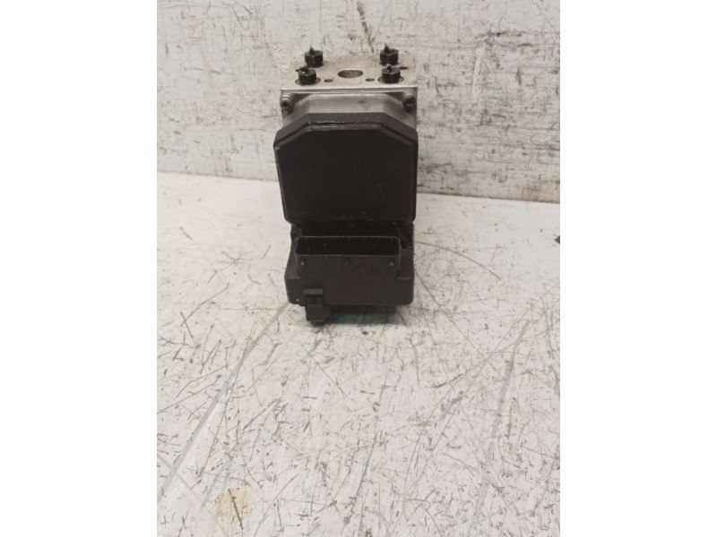 Recambio de abs para volkswagen passat b5 (3b2) 1.8 t referencia OEM IAM 8696240273004283  BOSCH