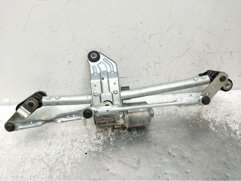 Recambio de motor limpia delantero para seat leon sportstourer (kl8) referencia OEM IAM 3397022103  