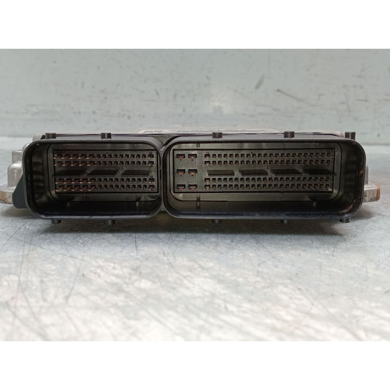 Recambio de centralita motor uce para seat leon sportstourer (kl8) referencia OEM IAM 0261s21825 05e907309d  