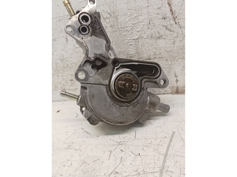 Recambio de depresor freno / bomba vacio para audi a4 b5 (8d2) 1.9 tdi referencia OEM IAM   