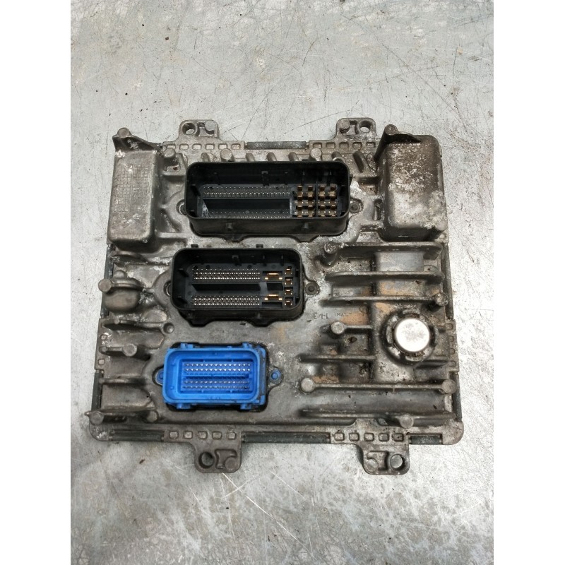 Recambio de centralita motor uce para opel insignia b sports tourer (z18) 2.0 cdti (35) referencia OEM IAM 55503974 395357783 11