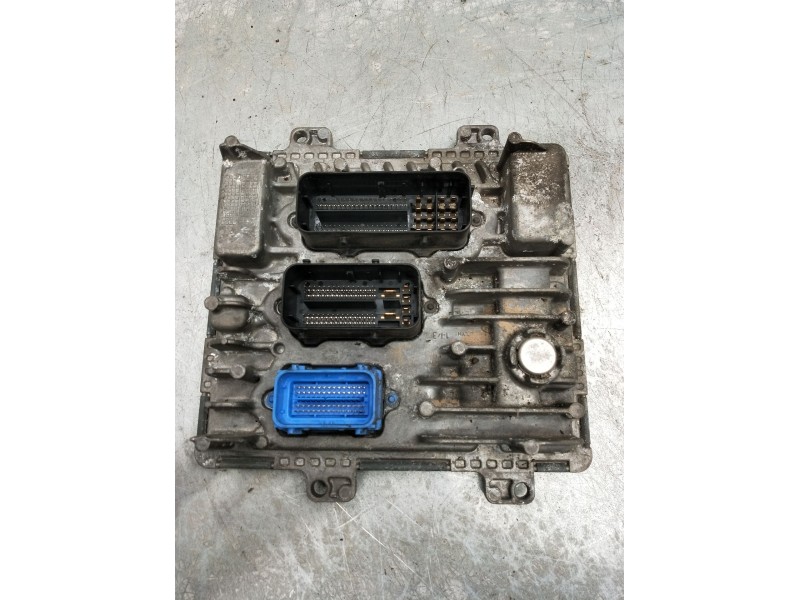 Recambio de centralita motor uce para opel insignia b sports tourer (z18) 2.0 cdti (35) referencia OEM IAM 55503974 395357783 11