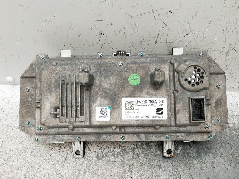 Recambio de cuadro instrumentos para seat leon sportstourer (kl8) referencia OEM IAM 5FA920790A  
