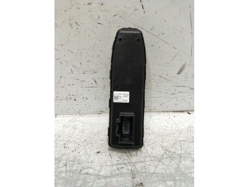 Recambio de mando elevalunas delantero derecho para opel insignia b sports tourer (z18) 2.0 cdti (35) referencia OEM IAM 2333350