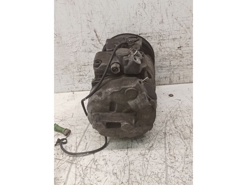 Recambio de compresor aire acondicionado para volkswagen passat berlina (3b3) executive referencia OEM IAM 7SBU16C 05047276  