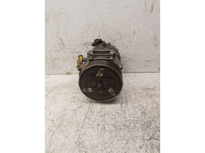 Recambio de compresor aire acondicionado para peugeot 308 sw urban referencia OEM IAM R134a1331F  