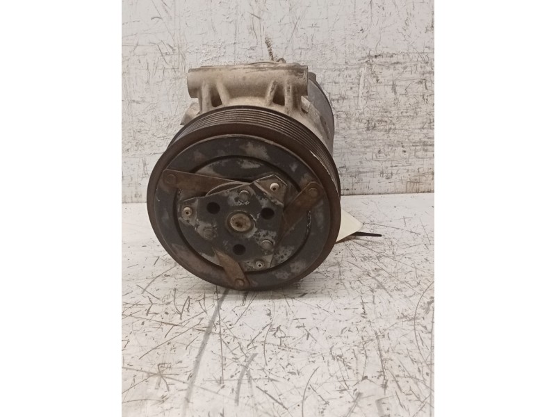 Recambio de compresor aire acondicionado para renault megane ii classic berlina confort authentique referencia OEM IAM 820005326