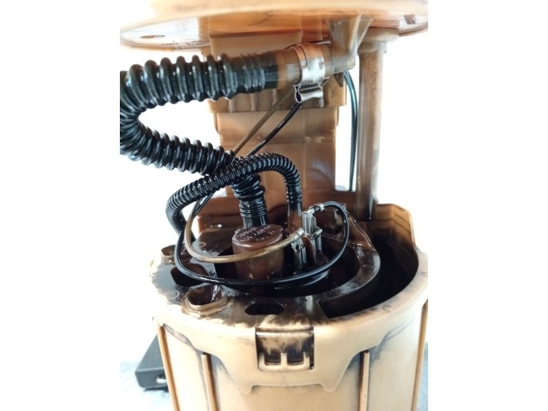 Recambio de bomba combustible para audi a3 (8p1) 2.0 tdi 16v referencia OEM IAM 1K0919050D A2C53041385 