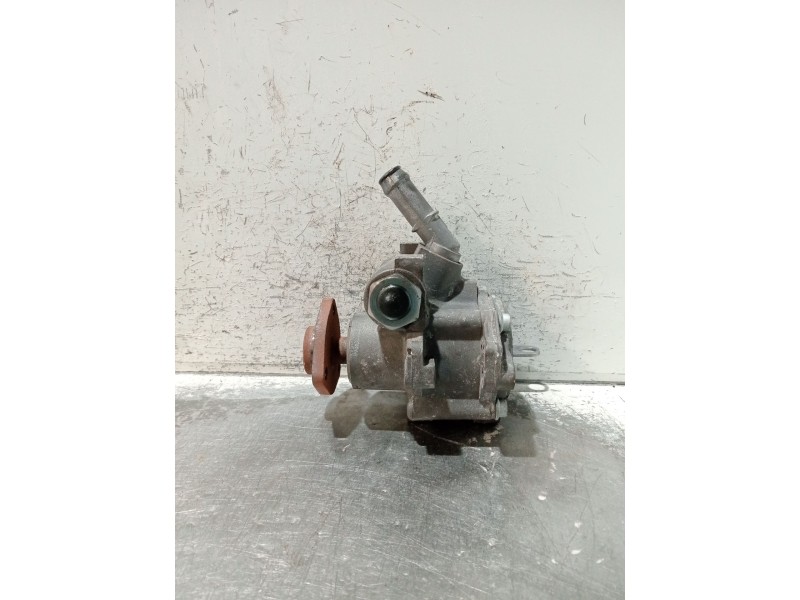 Recambio de bomba direccion para bmw serie 3 berlina (e90) 320d referencia OEM IAM 678883803 5002102 