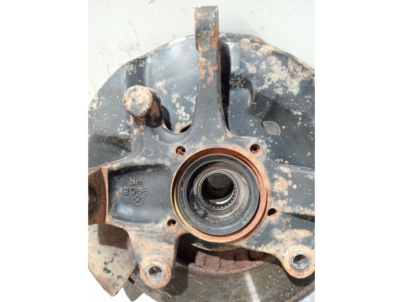 Recambio de mangueta delantera derecha para mitsubishi galloper (hyundai) referencia OEM IAM   