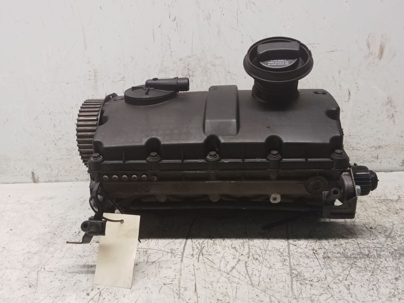 Recambio de culata para audi a3 (8l) referencia OEM IAM 038103373R  