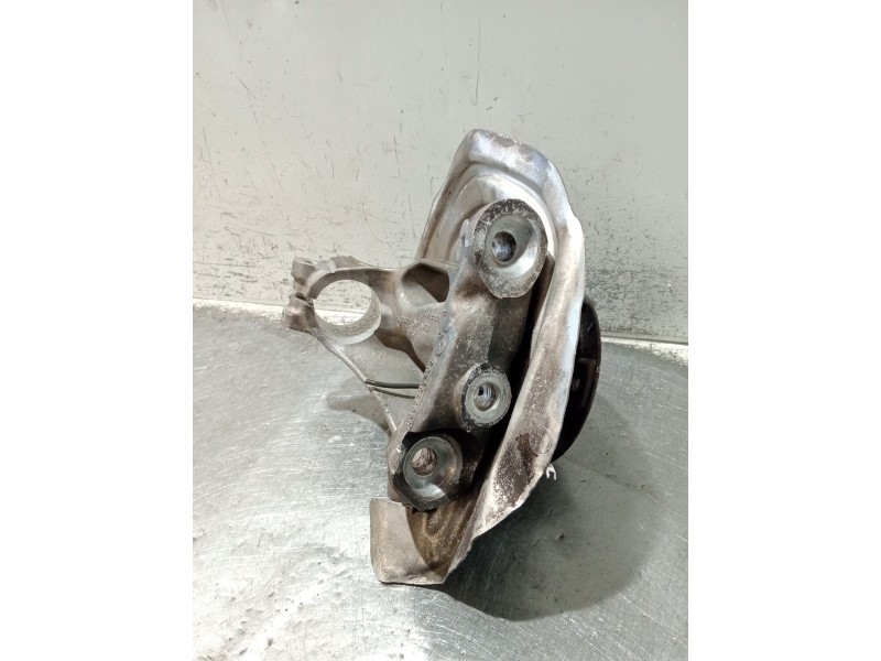 Recambio de mangueta delantera izquierda para bmw serie 3 lim. (f30) referencia OEM IAM 56091210 686773503 