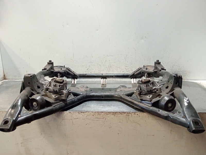 Recambio de puente delantero para bmw serie 3 lim. (f30) referencia OEM IAM  cuna 