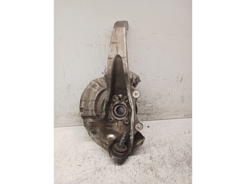 Recambio de mangueta delantera derecha para bmw serie 5 lim. (f10) 525d xdrive referencia OEM IAM   