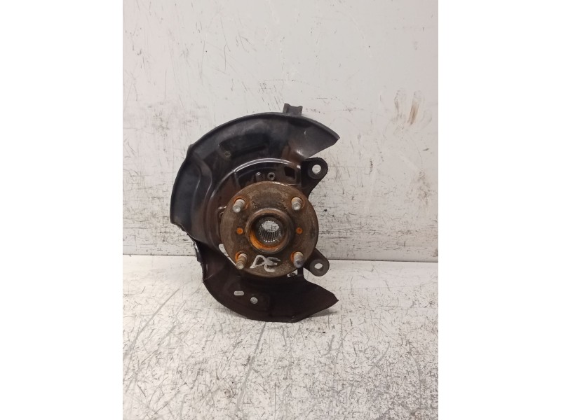 Recambio de mangueta delantera derecha para toyota yaris active referencia OEM IAM   