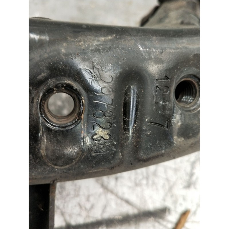 Recambio de refuerzo paragolpes delantero para opel insignia b sports tourer (z18) 2.0 cdti (35) referencia OEM IAM 22978230  