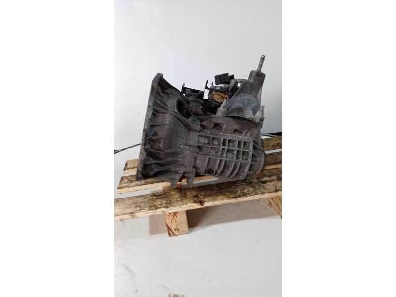 Recambio de caja cambios para ford focus turnier (cak) ambiente referencia OEM IAM XS4R7002RD 5V 1GD29J03000409
