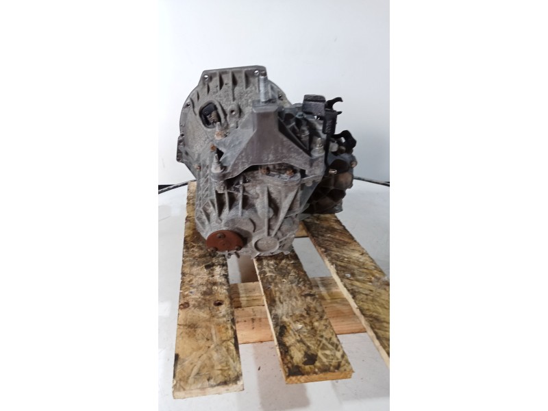 Recambio de caja cambios para ford focus turnier (cak) ambiente referencia OEM IAM XS4R7002RD 5V 1GD29J03000409