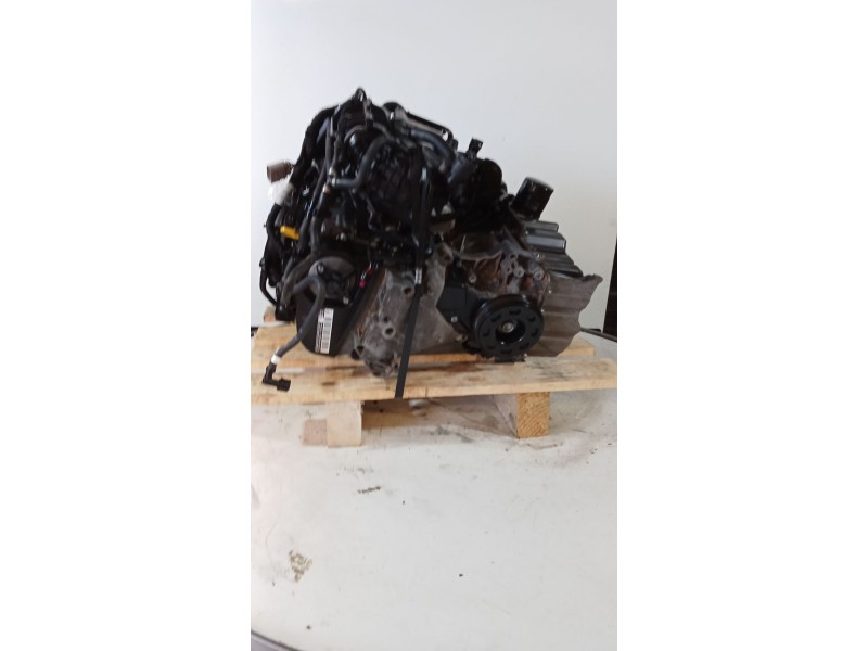 Recambio de motor completo para seat leon sportstourer (kl8) referencia OEM IAM   