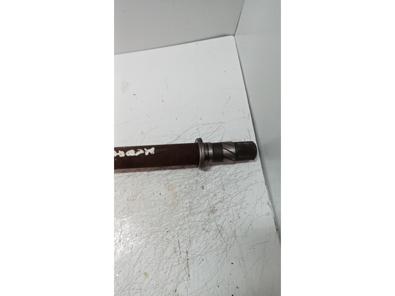 Recambio de transmision delantera derecha para renault megane ii classic berlina 1.9 dci diesel referencia OEM IAM 8200198015  