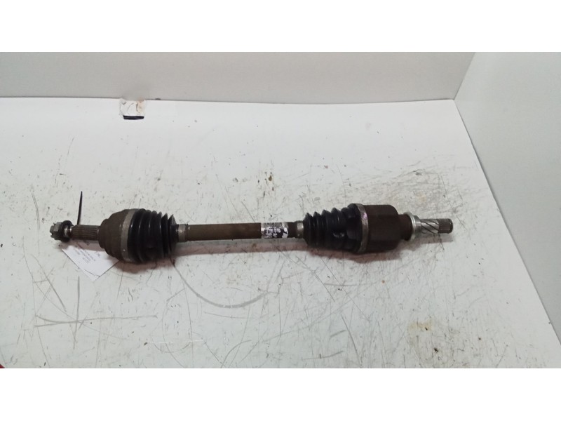 Recambio de transmision delantera izquierda para renault grand modus authentique referencia OEM IAM 8200499585  