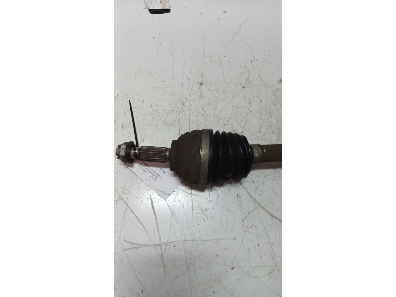 Recambio de transmision delantera izquierda para renault grand modus authentique referencia OEM IAM 8200499585  