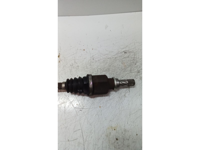 Recambio de transmision delantera izquierda para renault grand modus authentique referencia OEM IAM 8200499585  