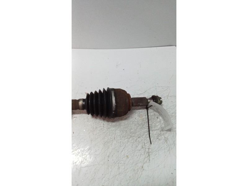 Recambio de transmision delantera derecha para renault scenic ii authentique referencia OEM IAM 8200436366  