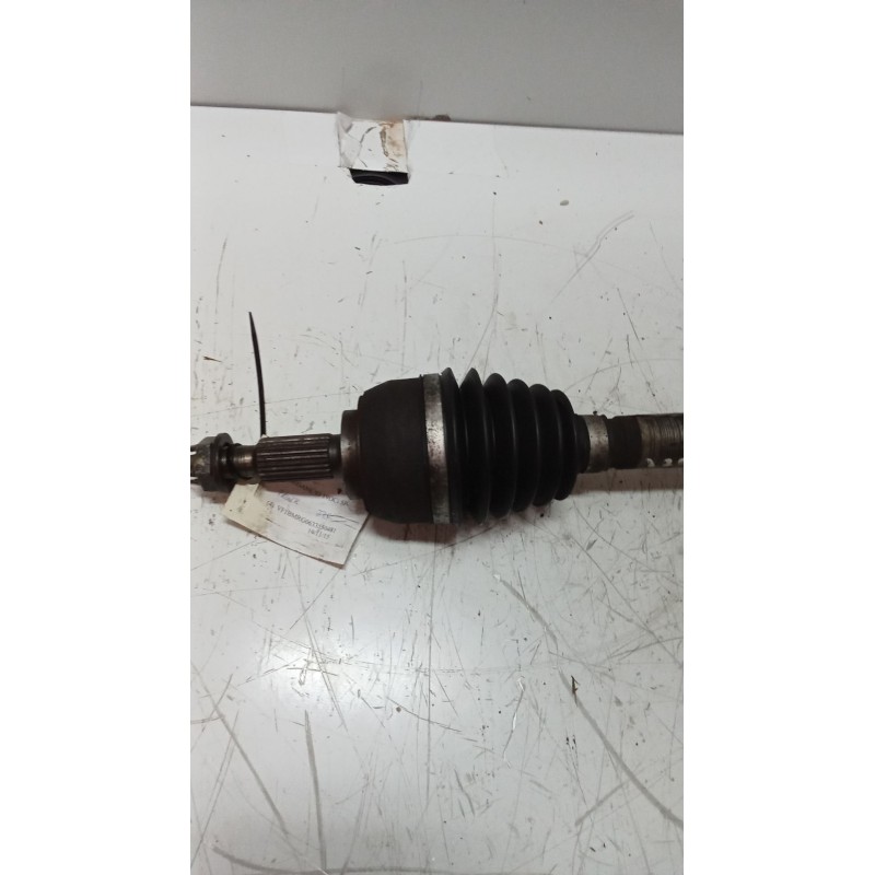 Recambio de transmision delantera izquierda para renault megane ii classic berlina 1.9 dci diesel referencia OEM IAM 8200198016 