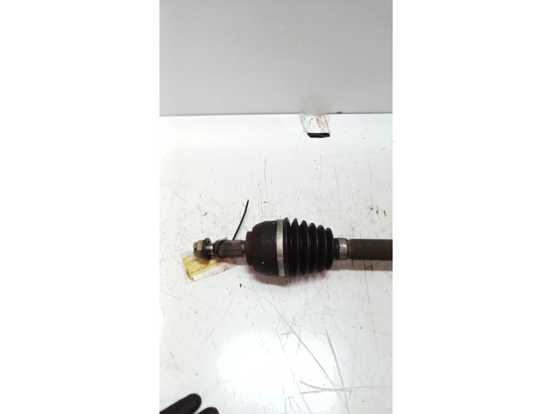 Recambio de transmision delantera derecha para renault megane ii familiar 1.9 dci diesel referencia OEM IAM 8200436366  