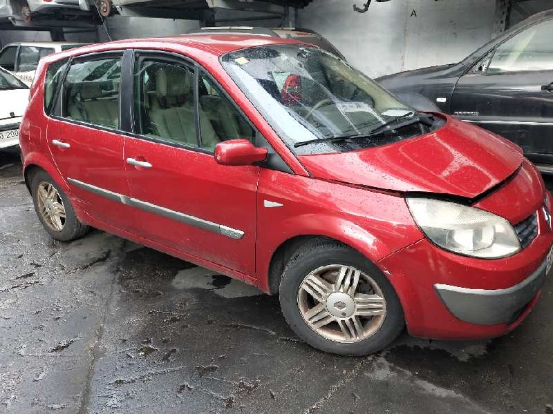 renault scenic ii del año 2004