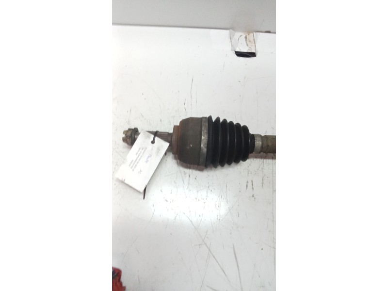 Recambio de transmision delantera derecha para renault scenic ii authentique referencia OEM IAM 8200436366  