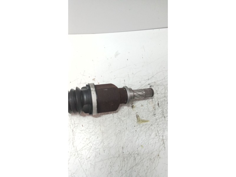 Recambio de transmision delantera izquierda para renault modus 1.5 dci diesel referencia OEM IAM 8200408417  