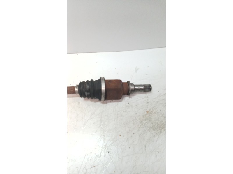 Recambio de transmision delantera izquierda para renault modus 1.4 16v referencia OEM IAM 8200408417  