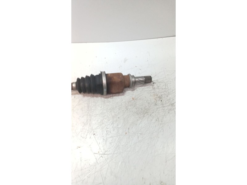 Recambio de transmision delantera izquierda para renault modus 1.5 dci diesel referencia OEM IAM 8200261840  