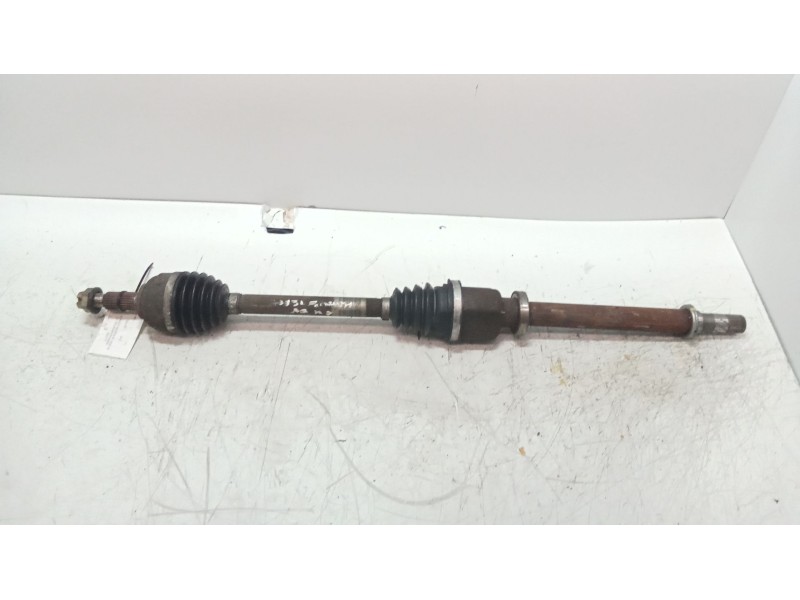 Recambio de transmision delantera derecha para renault modus 1.5 dci diesel referencia OEM IAM 8200261841  