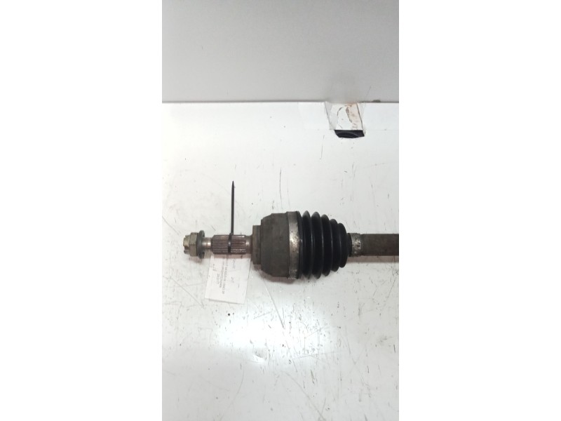 Recambio de transmision delantera derecha para renault modus 1.5 dci diesel referencia OEM IAM 8200261841  