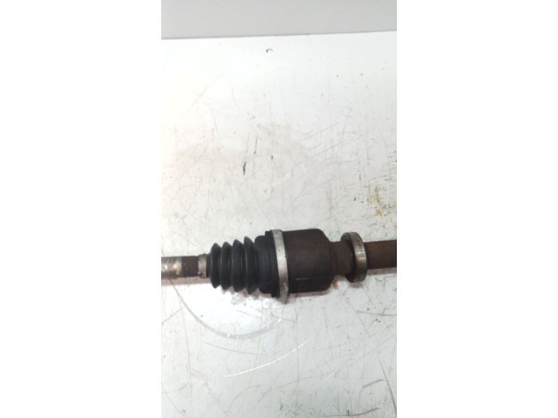 Recambio de transmision delantera derecha para renault modus 1.5 dci diesel referencia OEM IAM 8200261841  