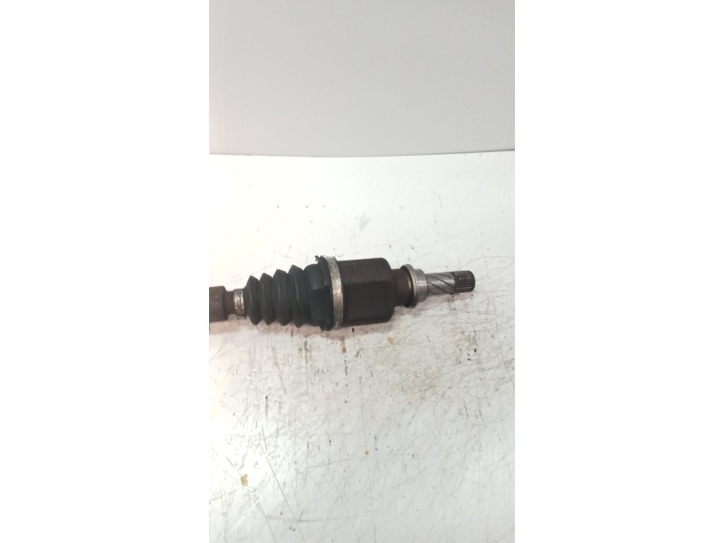 Recambio de transmision delantera izquierda para renault scenic ii 1.5 dci diesel referencia OEM IAM 8200375537  